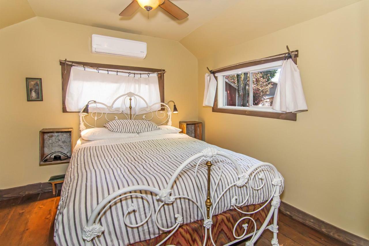 Miner'S Camp Motel Foresthill Ngoại thất bức ảnh